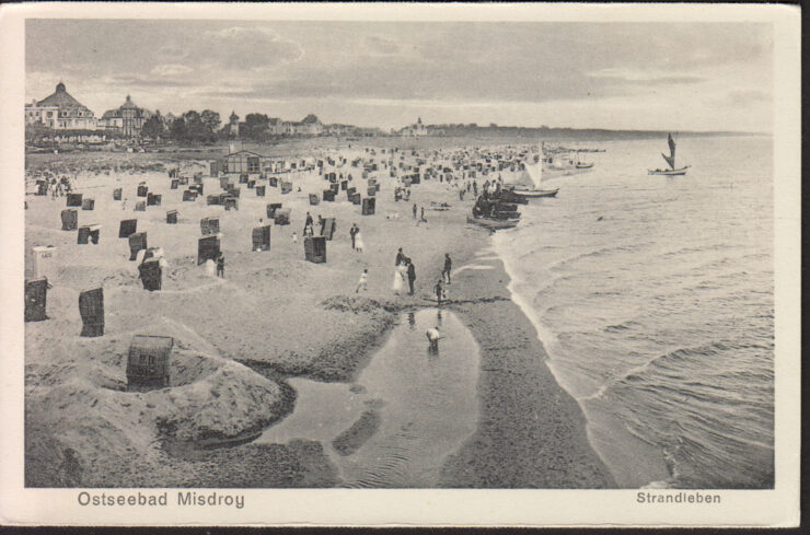 MIĘDZYZDROJE / MISDROY - ODPOCZYNEK NA PLAŻY - KOSZE