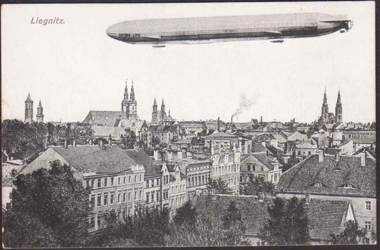 LIEGNITZ (LEGNICA) - STEROWIEC - ZEPPELIN - KAMIENICE