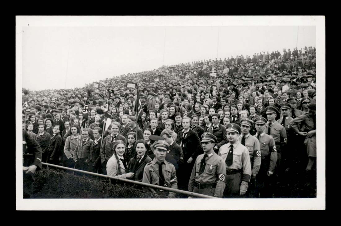NSDAP - III RZESZA - WIDOWNIA NA STADIONIE - ADOLF HITLER, 1 MAJ 1931 ...